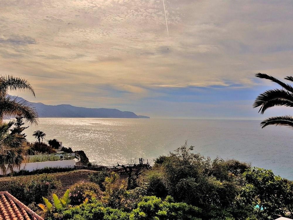 Villa Carabeo Nerja Exterior foto